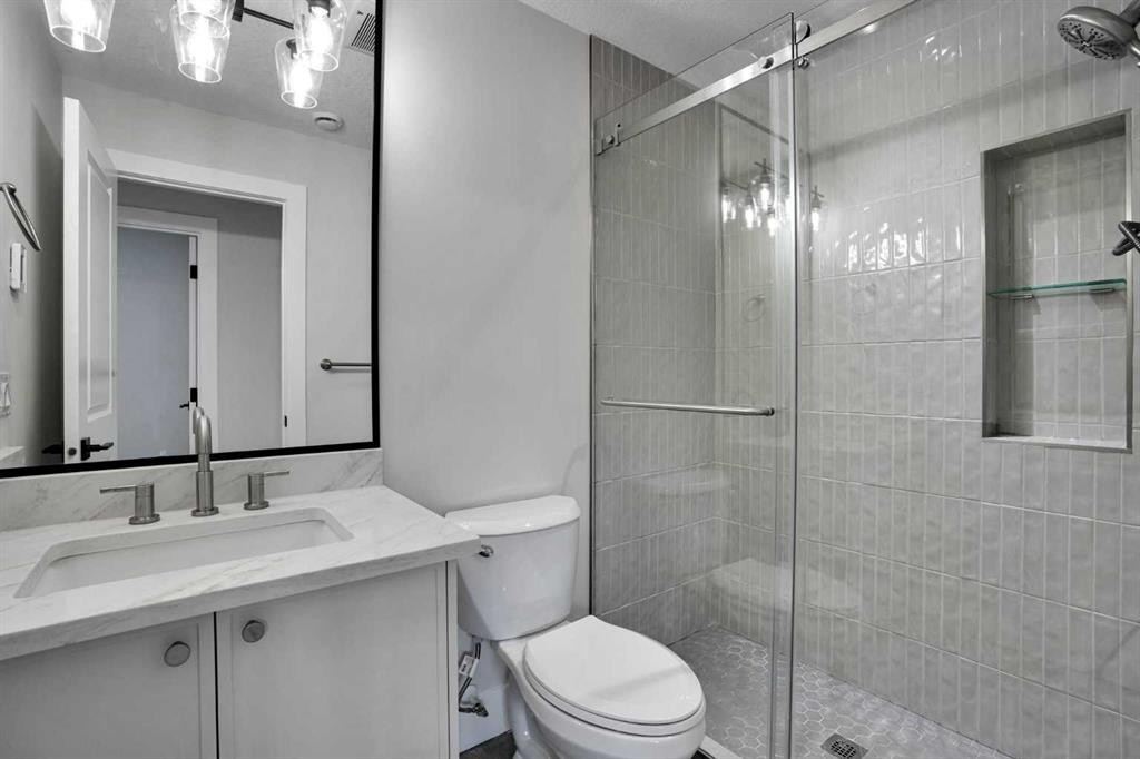 35 Cottageclub Lane, Rural Rocky View County, AB - Indoor Photo Showing Bathroom