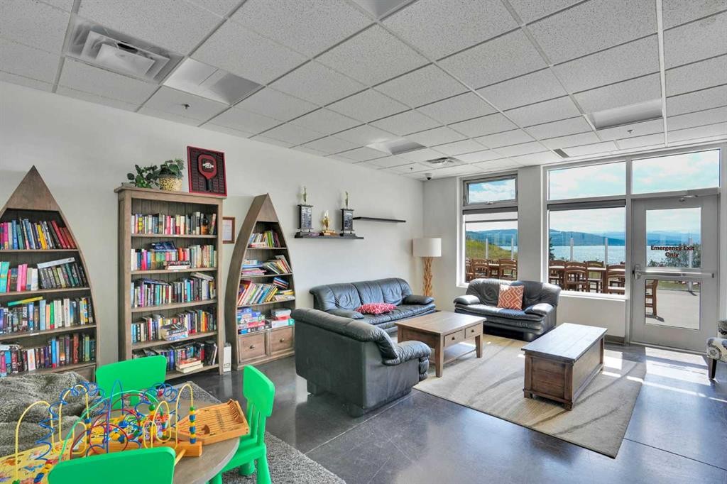 35 Cottageclub Lane, Rural Rocky View County, AB - Indoor