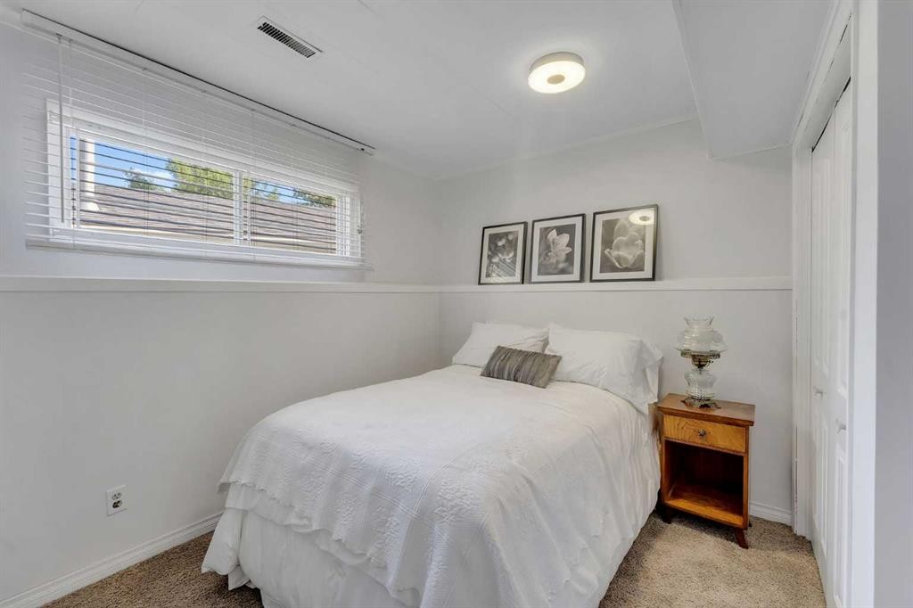 36 Mckerrell Court Se, Calgary, AB - Indoor Photo Showing Bedroom