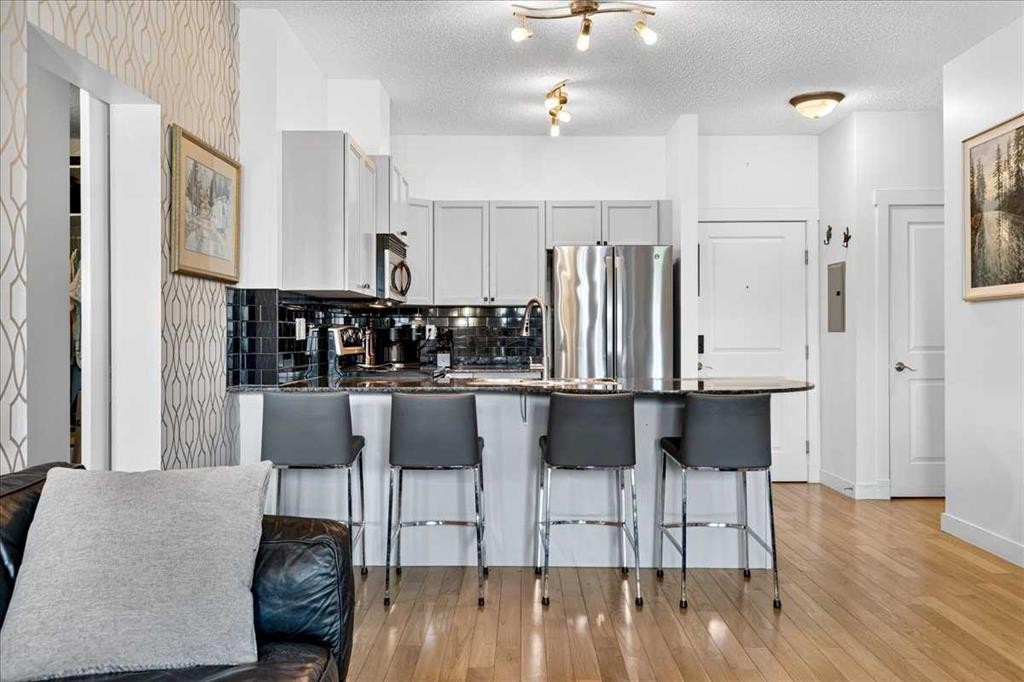 3404-11811 Lake Fraser Drive Se, Calgary, AB - Indoor Photo Showing Kitchen With Upgraded Kitchen