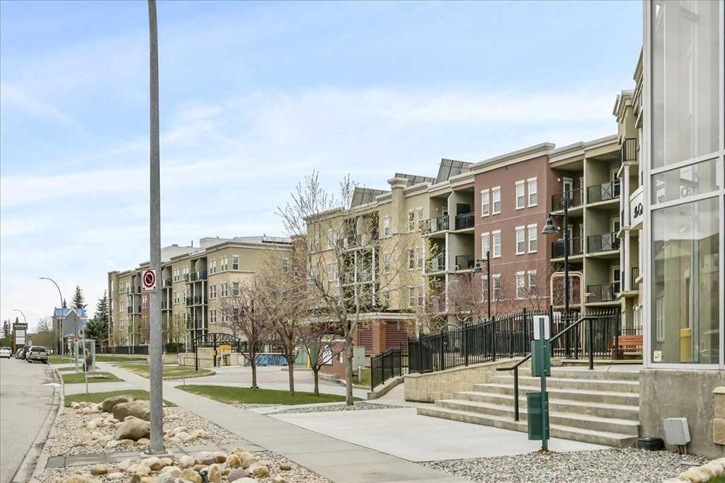3404-11811 Lake Fraser Drive Se, Calgary, AB - Outdoor With Balcony