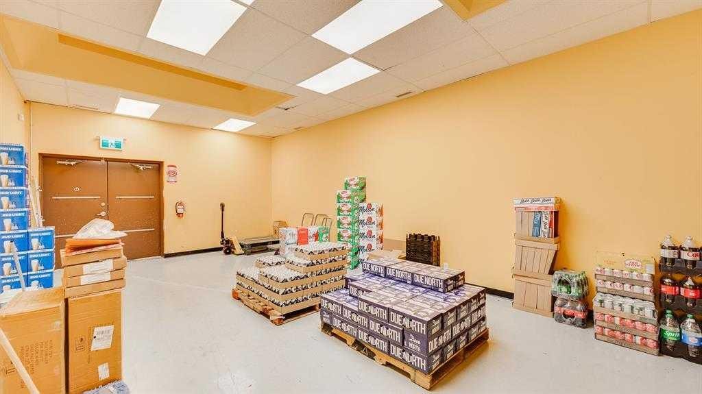 4617 50 Avenue, Red Deer, AB