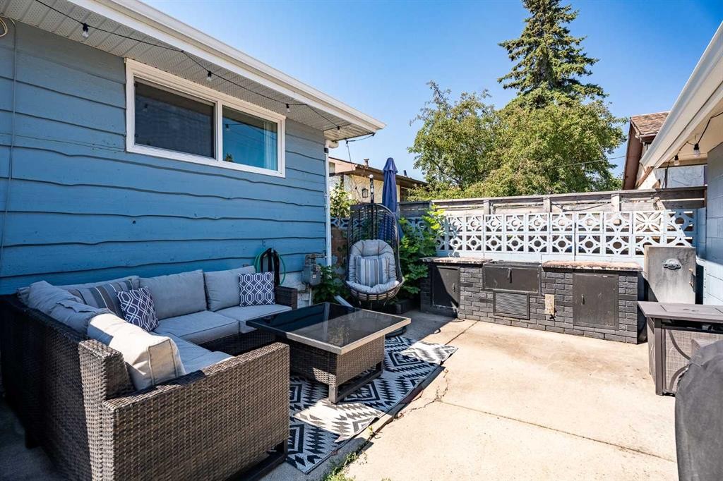 180 Huntford Road Ne, Calgary, AB - Outdoor With Deck Patio Veranda With Exterior