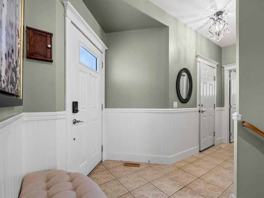 126 West Terrace Point, Cochrane, AB - Indoor Photo Showing Other Room