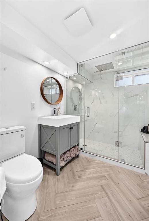 411 Woodland Crescent Se, Calgary, AB - Indoor Photo Showing Bathroom