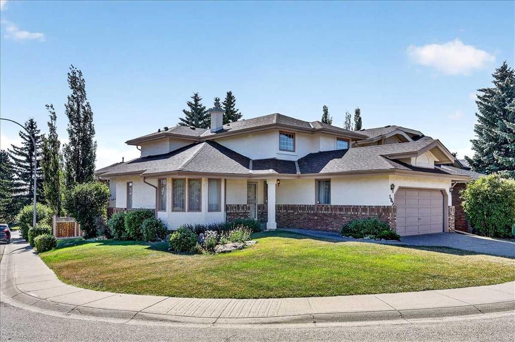 105 Christie Knoll Heights Sw, Calgary, AB - Outdoor With Facade