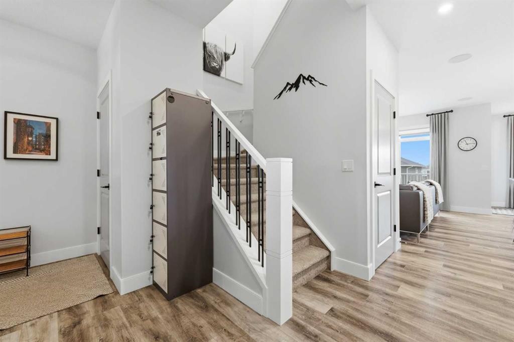 411 Rivercrest Boulevard, Cochrane, AB - Indoor Photo Showing Other Room