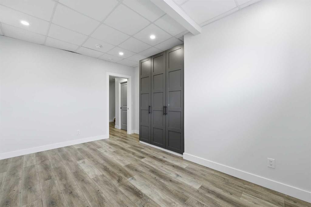 411 Rivercrest Boulevard, Cochrane, AB - Indoor Photo Showing Other Room