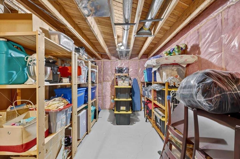 7536 Fleetwood Drive Se, Calgary, AB - Indoor Photo Showing Basement