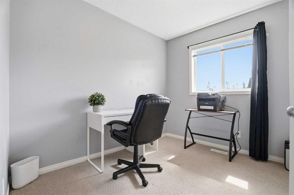 62 Country Hills Cove Nw, Calgary, AB - Indoor Photo Showing Office