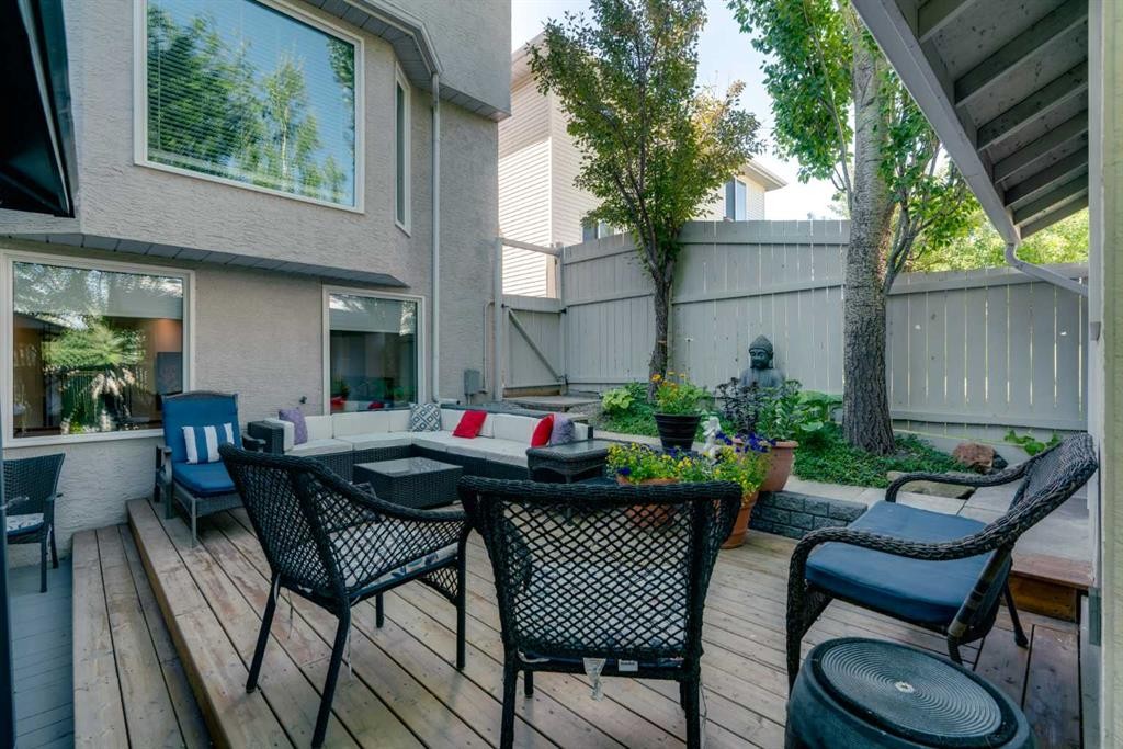 112 Hidden Vale Place Nw, Calgary, AB - Outdoor With Deck Patio Veranda With Exterior