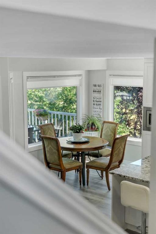 112 Hidden Vale Place Nw, Calgary, AB - Indoor Photo Showing Dining Room