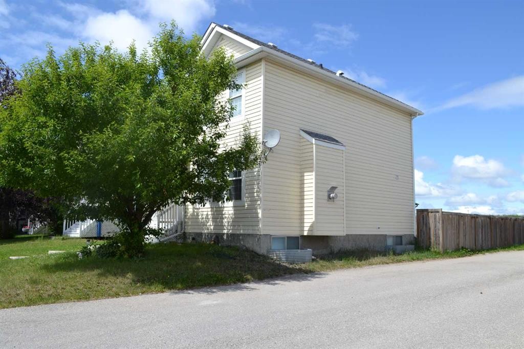 102 Citadel Mesa Close, Calgary, AB - Outdoor