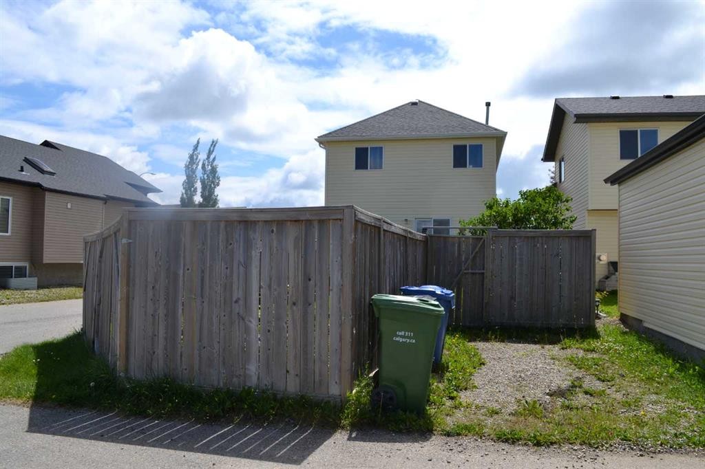 102 Citadel Mesa Close, Calgary, AB - Outdoor With Exterior