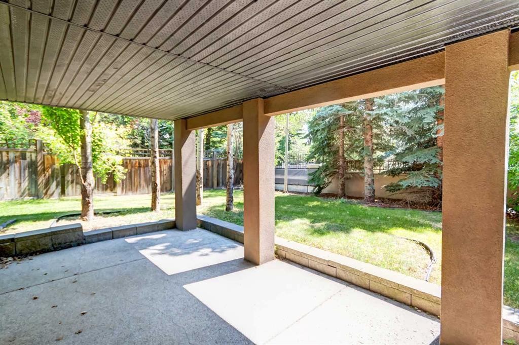 51 Aspen Meadows Green Sw, Calgary, AB - Outdoor With Deck Patio Veranda