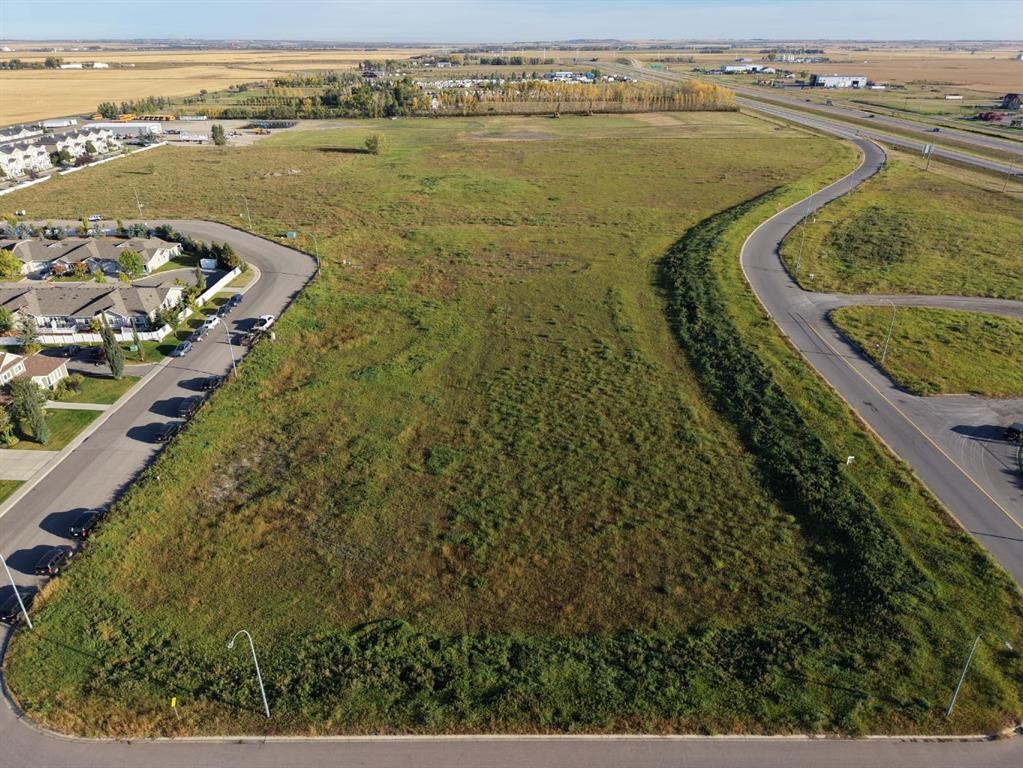 #1 24 Street Se, High River, AB