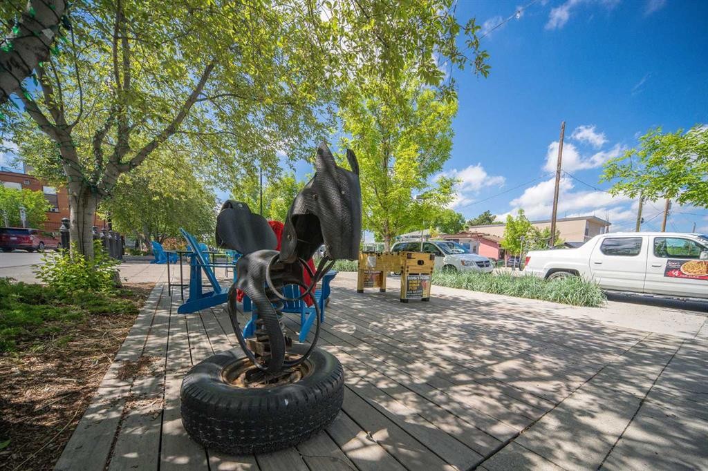 619-950 Centre Avenue Ne, Calgary, AB - Outdoor