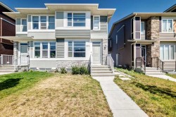 224 CORNER MEADOWS Way Calgary, AB T3N 1Y4