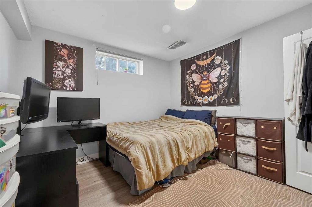 14 Rosetree Crescent Nw, Calgary, AB - Indoor