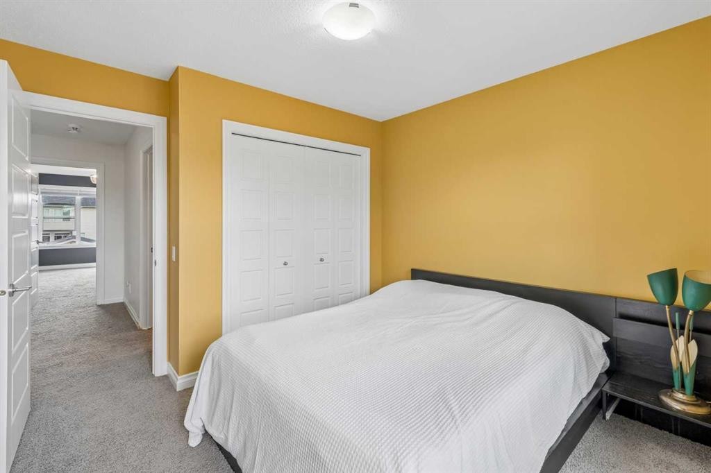 11 Legacy Crescent Se, Calgary, AB - Indoor Photo Showing Bedroom