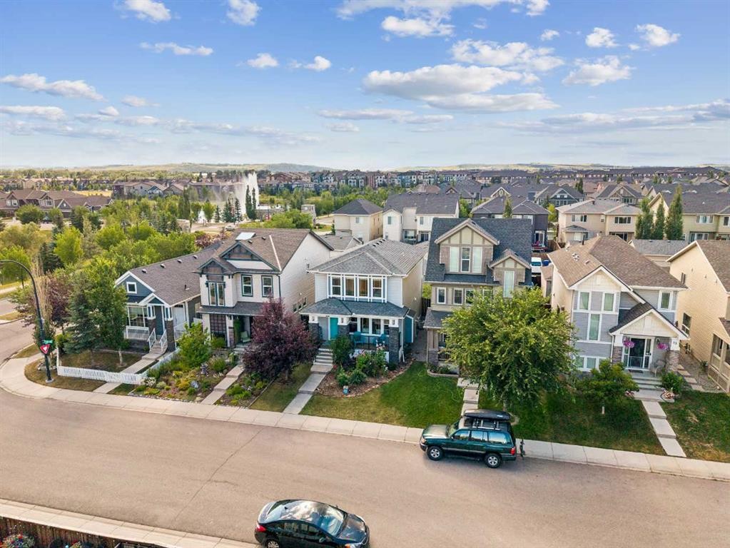 11 Legacy Crescent Se, Calgary, AB - Outdoor With Facade