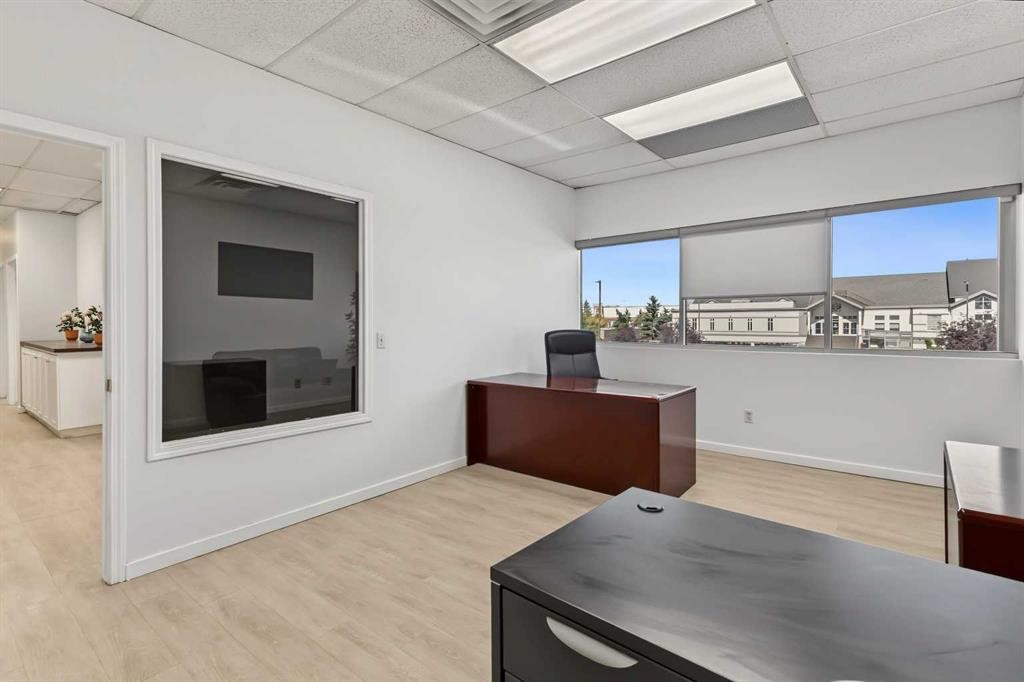 209-3825 34 Street Ne, Calgary, AB