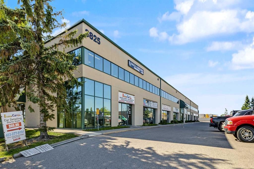 209-3825 34 Street Ne, Calgary, AB