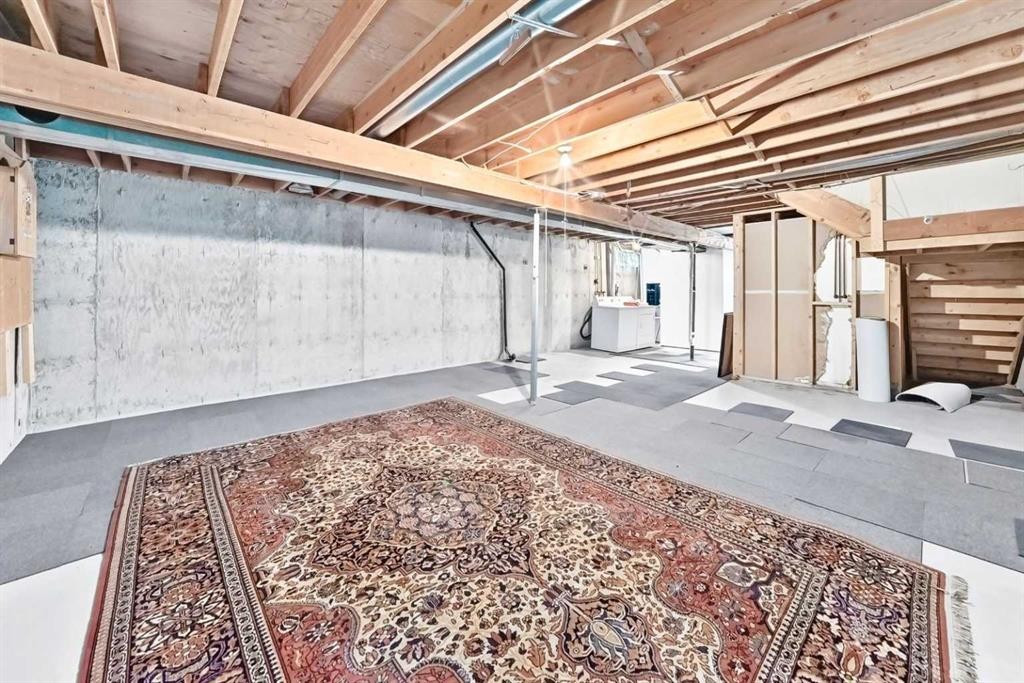 8524 Berwick Road Nw, Calgary, AB - Indoor Photo Showing Basement