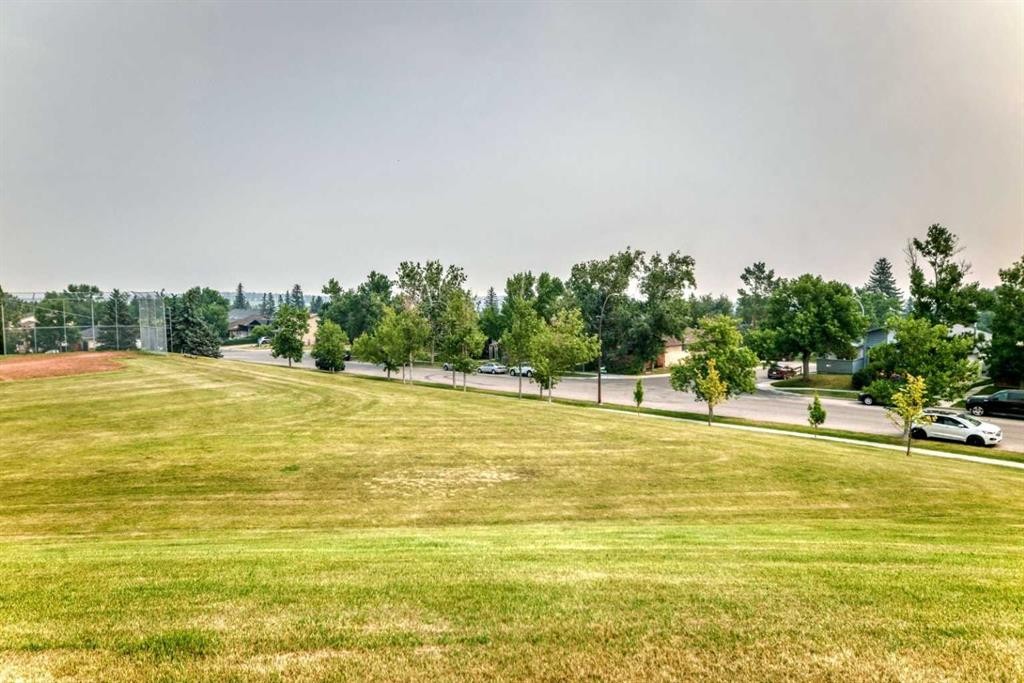 8524 Berwick Road Nw, Calgary, AB - Outdoor With View