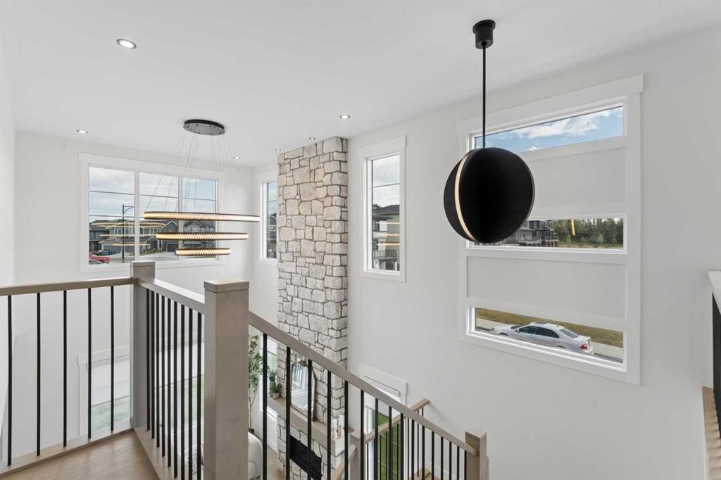 507 Waterford Rise, Chestermere, AB - Indoor Photo Showing Other Room