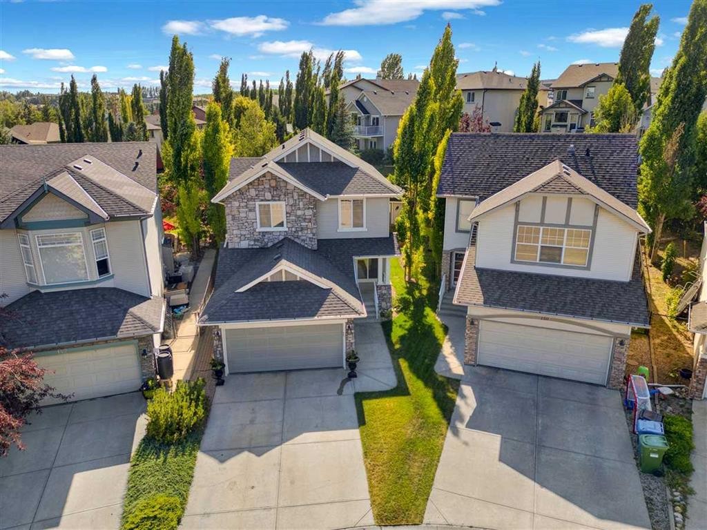 146 Springborough Point Sw, Calgary, AB - Outdoor With Facade