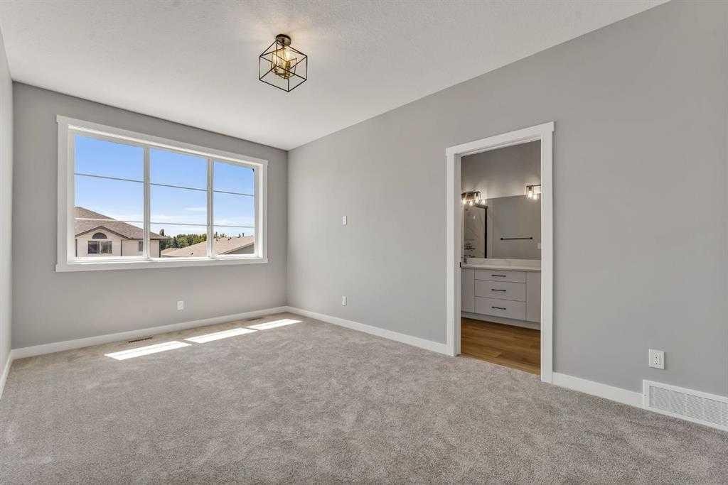 28A Green Meadow Crescent, Strathmore, AB - Indoor