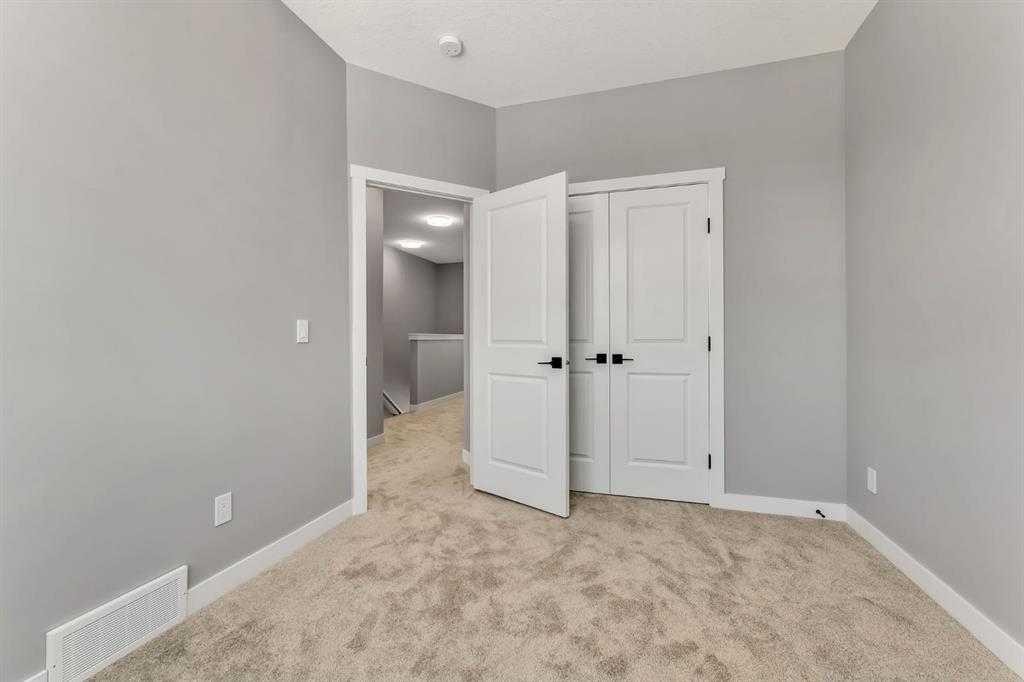 28A Green Meadow Crescent, Strathmore, AB - Indoor Photo Showing Other Room