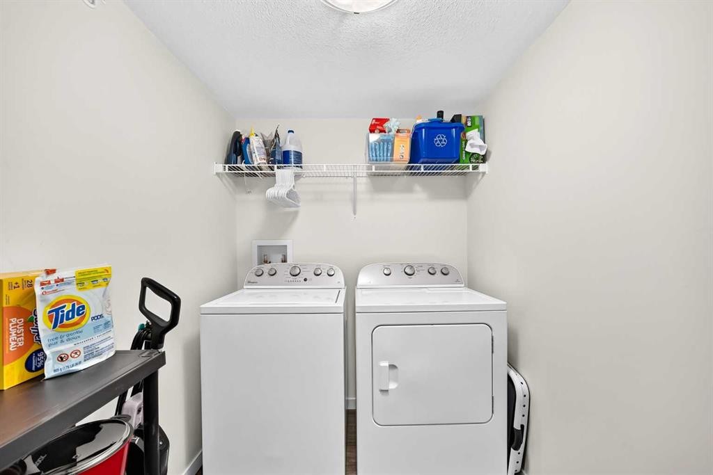 1406-181 Skyview Ranch Manor Ne, Calgary, AB - Indoor Photo Showing Laundry Room