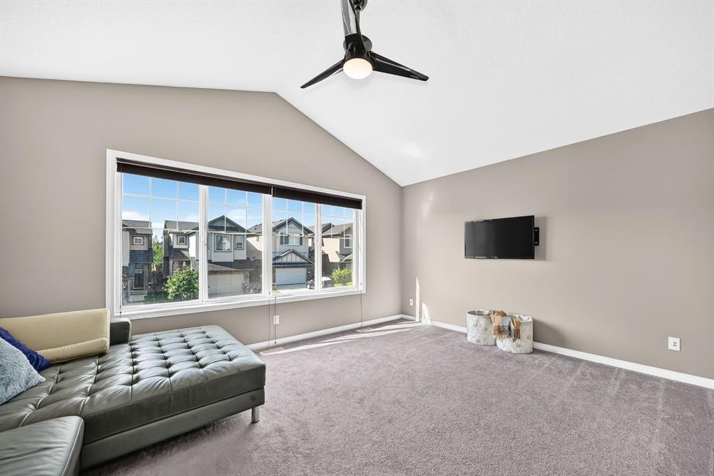 325 Kincora Glen Rise Nw, Calgary, AB - Indoor