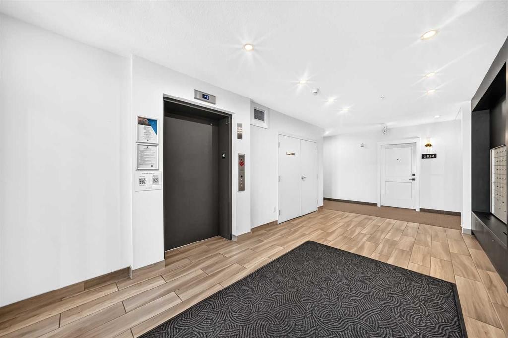 6106-200 Seton Circle Se, Calgary, AB - Indoor Photo Showing Other Room