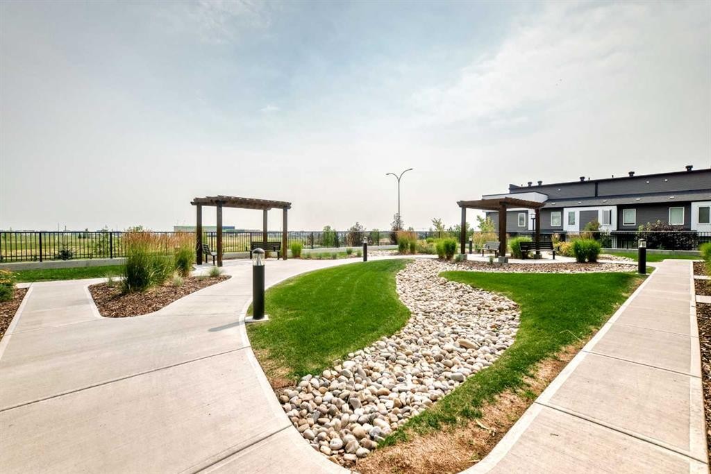 6106-200 Seton Circle Se, Calgary, AB - Outdoor