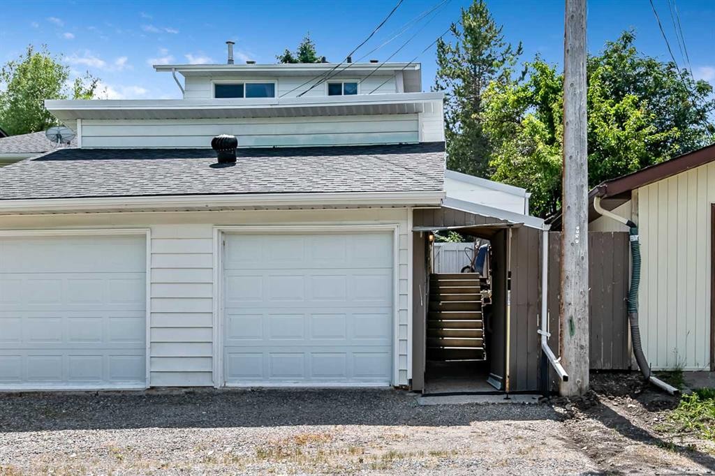 216 B Royal, Diamond Valley, AB - Outdoor