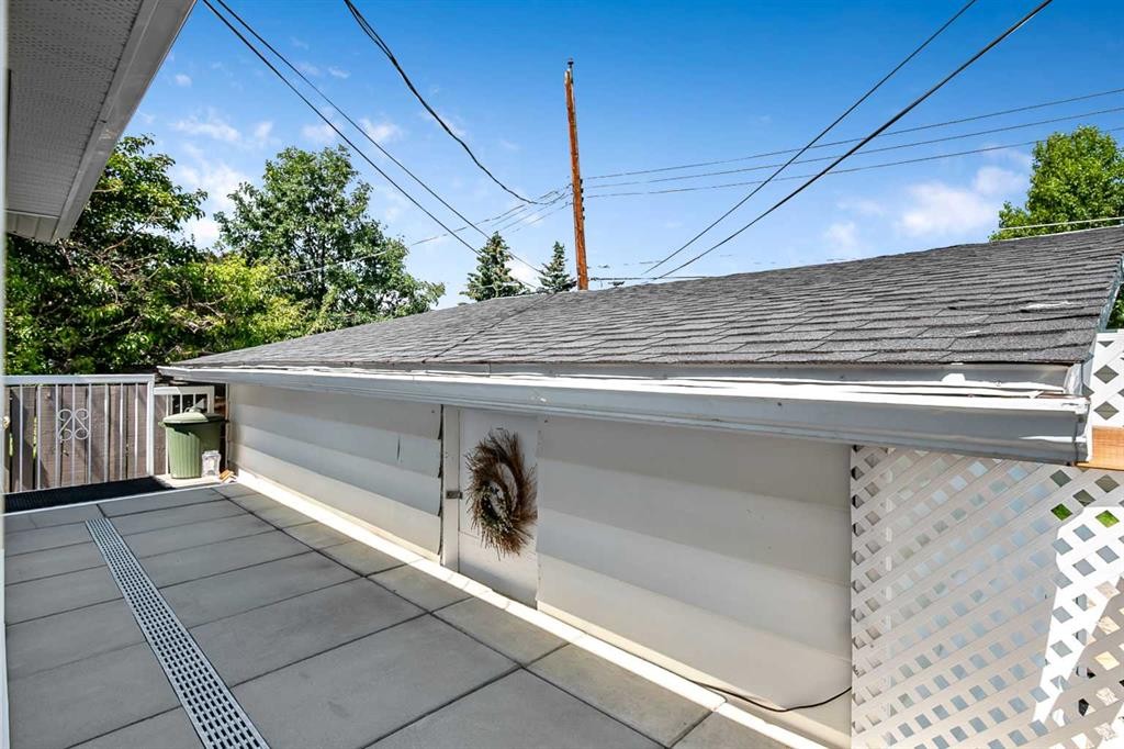 216 B Royal, Diamond Valley, AB - Outdoor