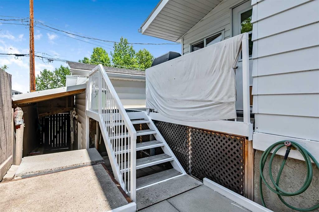 216 B Royal, Diamond Valley, AB - Outdoor With Deck Patio Veranda With Exterior