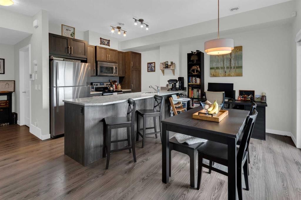 205-250 Fireside View, Cochrane, AB - Indoor