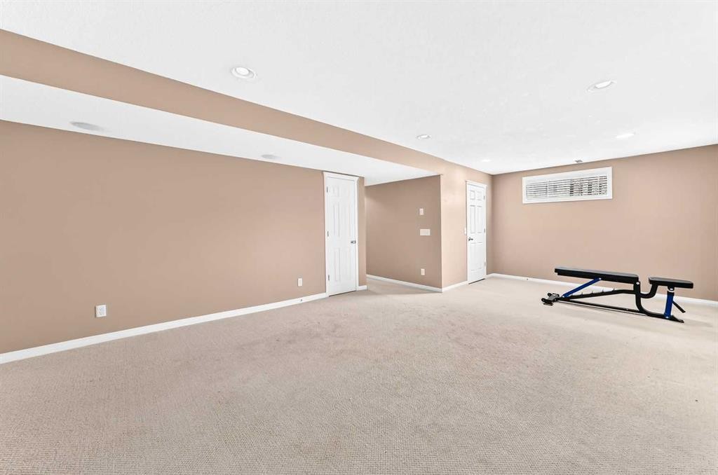 124 West Lakeview Drive, Chestermere, AB - Indoor