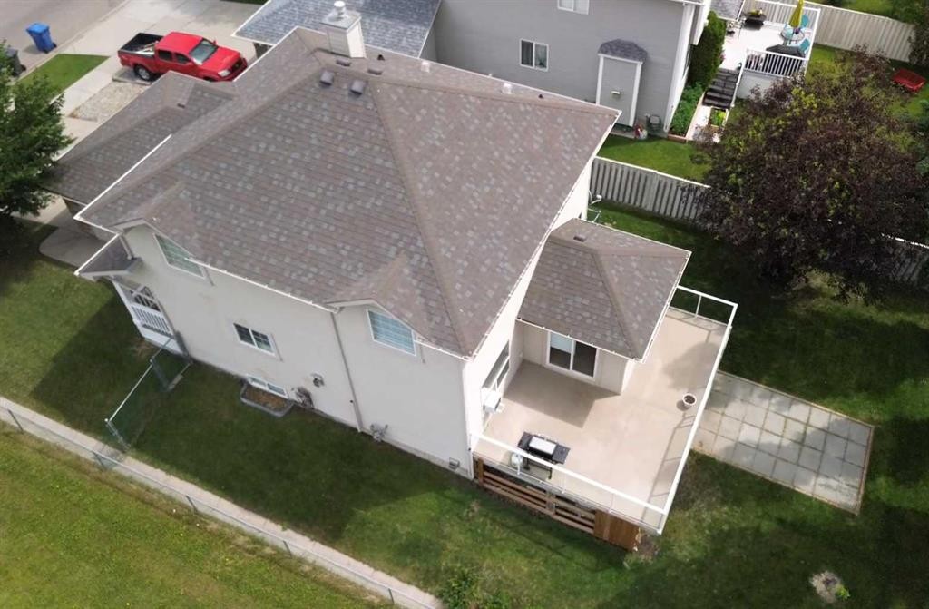 124 West Lakeview Drive, Chestermere, AB - Outdoor