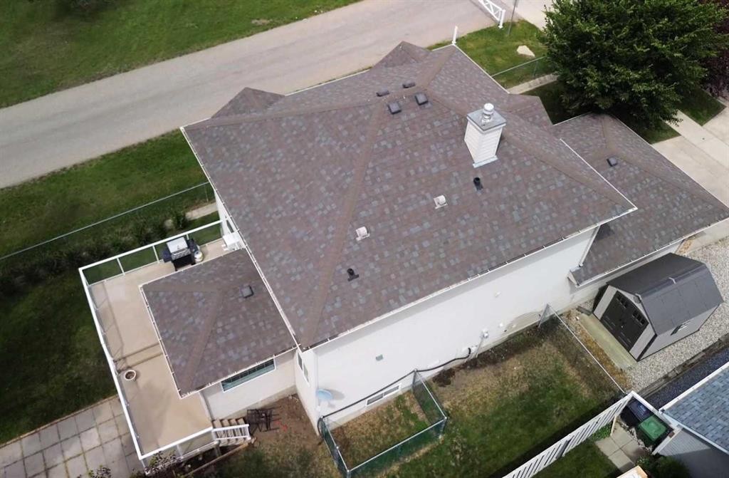 124 West Lakeview Drive, Chestermere, AB - Outdoor