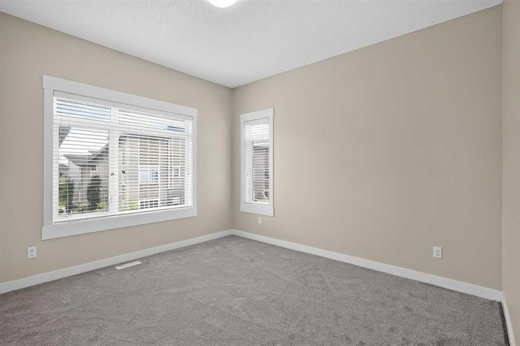 604 Skyview Point Place Ne, Calgary, AB - Indoor Photo Showing Other Room