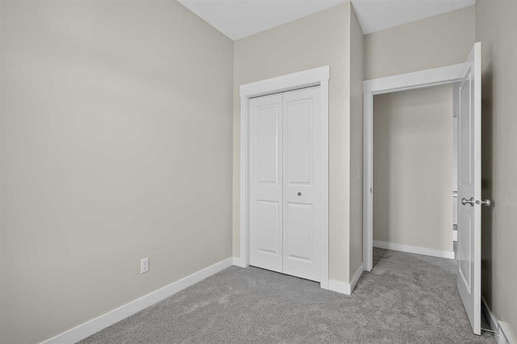 604 Skyview Point Place Ne, Calgary, AB - Indoor Photo Showing Other Room
