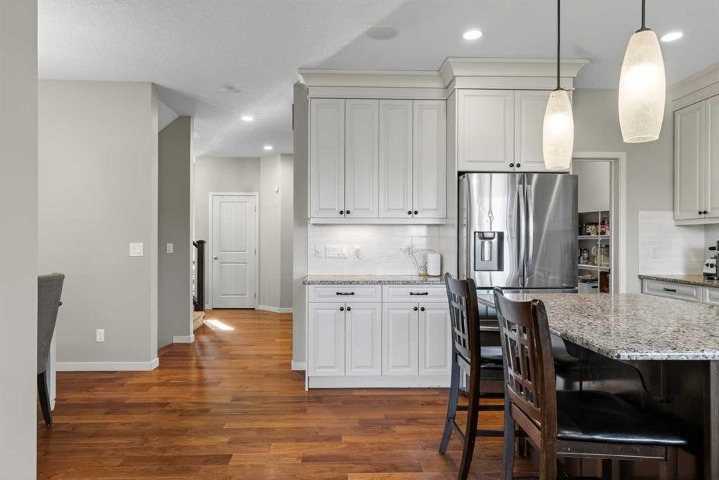 76 Auburn Glen Heights Se, Calgary, AB - Indoor Photo Showing Kitchen With Upgraded Kitchen