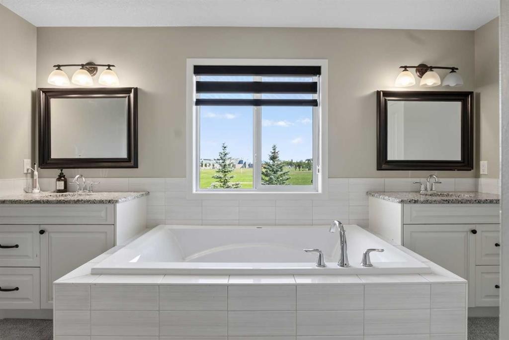 76 Auburn Glen Heights Se, Calgary, AB - Indoor Photo Showing Bathroom