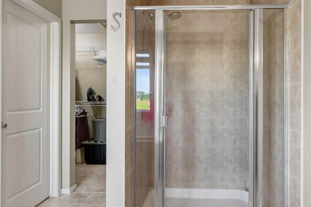 76 Auburn Glen Heights Se, Calgary, AB - Indoor Photo Showing Bathroom