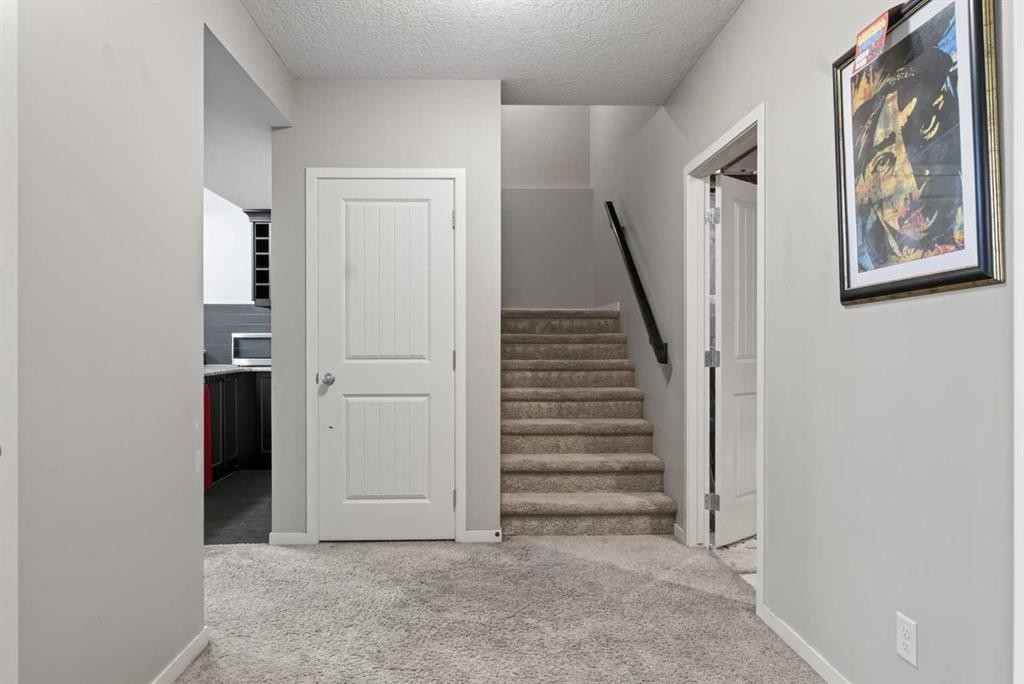 76 Auburn Glen Heights Se, Calgary, AB - Indoor Photo Showing Other Room